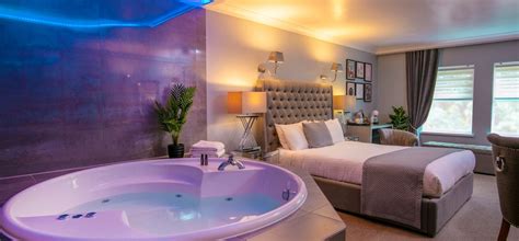 mandaluyong hotels with jacuzzi|THE BEST Hotels with Hot Tubs in Mandaluyong .